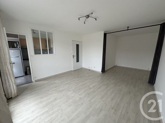 Appartement T1 &agrave; louer - 1 pi&egrave;ce - 33,09 m2 - Chateauroux - 36 - CENTRE
