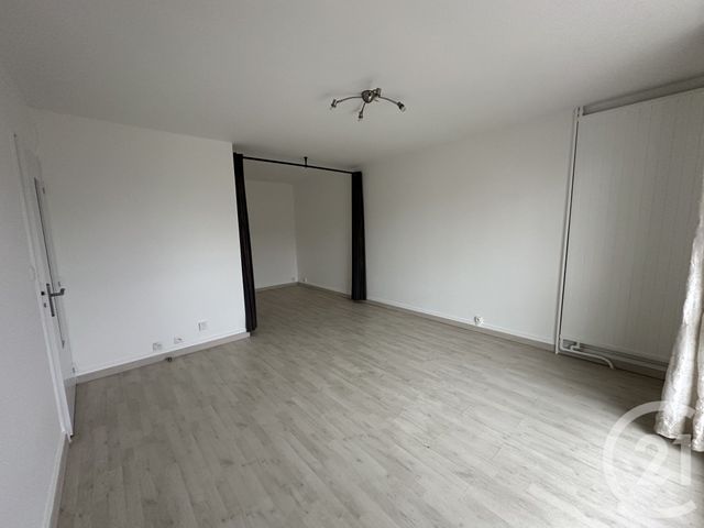 Appartement T1 &agrave; louer - 1 pi&egrave;ce - 33,09 m2 - Chateauroux - 36 - CENTRE