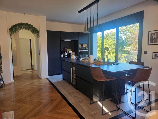 Maison &agrave; vendre - 7 pi&egrave;ces - 155,05 m2 - Chateauroux - 36 - CENTRE