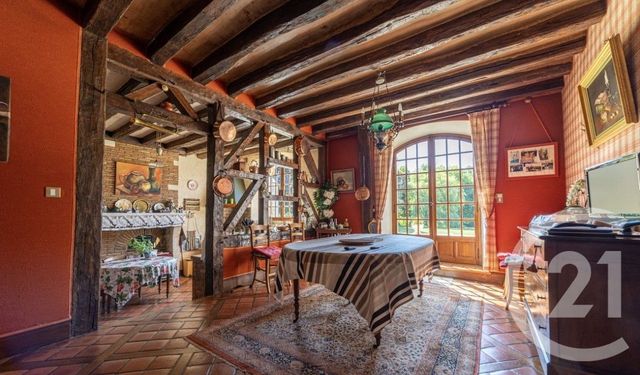Maison &agrave; vendre - 5 pi&egrave;ces - 296,41 m2 - St Aoustrille - 36 - CENTRE