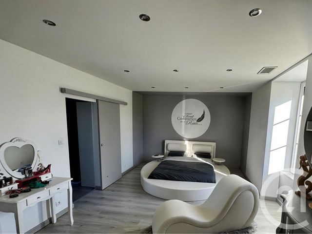 Maison à vendre - 7 pièces - 210 m2 - Ardentes - 36 - CENTRE