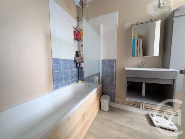 Maison à vendre - 4 pièces - 79,11 m2 - Deols - 36 - CENTRE