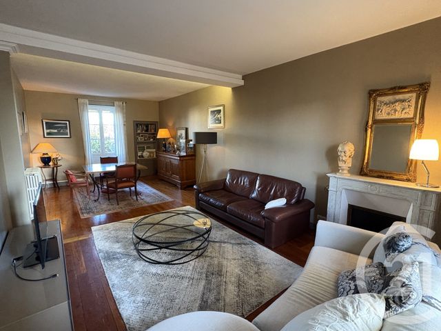 Maison à vendre - 5 pièces - 177 m2 - Chateauroux - 36 - CENTRE