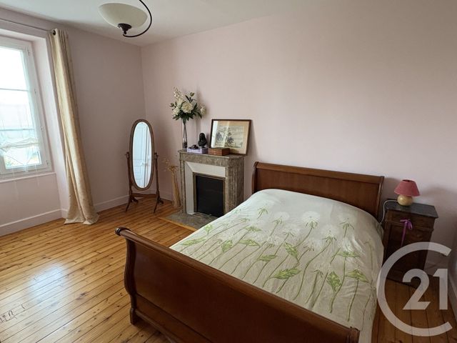 Maison à vendre - 5 pièces - 177 m2 - Chateauroux - 36 - CENTRE