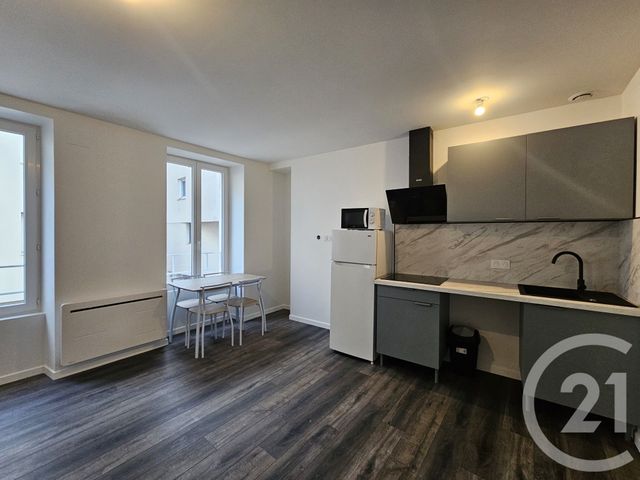 Appartement T2 à louer - 2 pièces - 30,65 m2 - Chateauroux - 36 - CENTRE