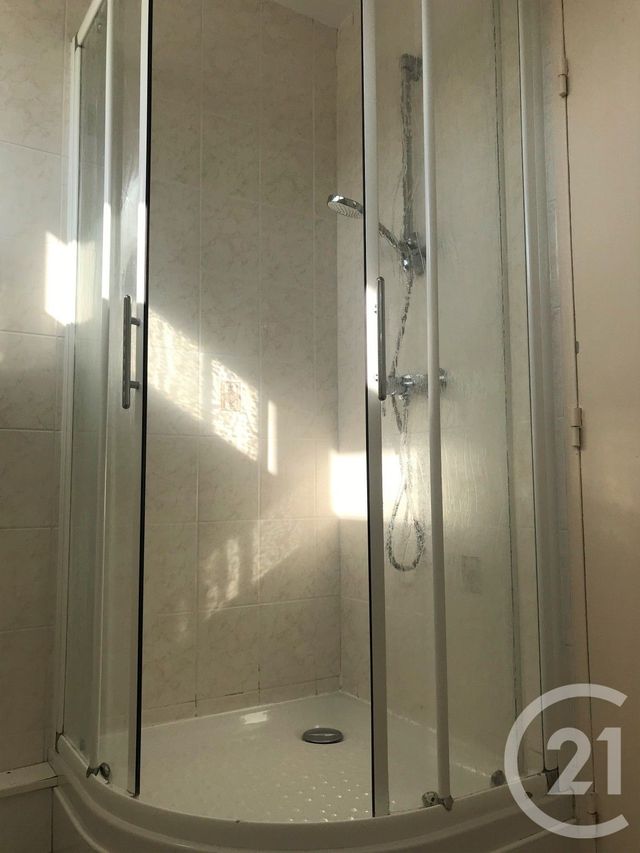 Appartement F4 à louer - 4 pièces - 81,97 m2 - Chateauroux - 36 - CENTRE