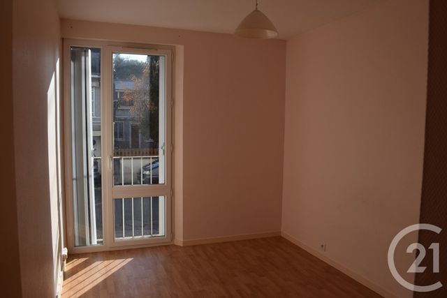Appartement F4 à louer - 4 pièces - 81,97 m2 - Chateauroux - 36 - CENTRE