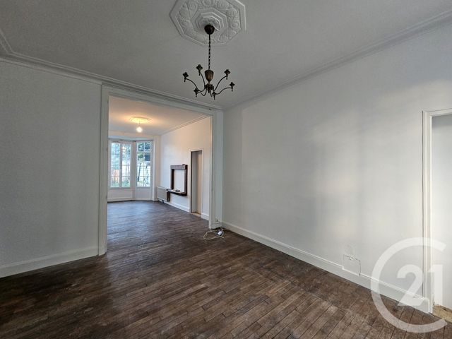 Maison à louer - 7 pièces - 146,31 m2 - Chateauroux - 36 - CENTRE