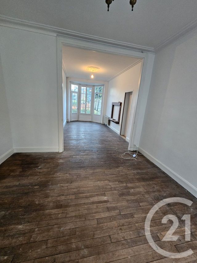 Maison à louer - 7 pièces - 146,31 m2 - Chateauroux - 36 - CENTRE