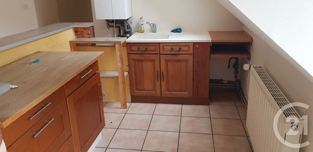 Appartement T4 &agrave; louer - 4 pi&egrave;ces - 72,27 m2 - Chateauroux - 36 - CENTRE