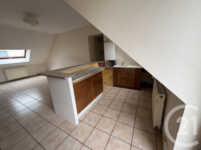Appartement T4 &agrave; louer - 4 pi&egrave;ces - 72,27 m2 - Chateauroux - 36 - CENTRE