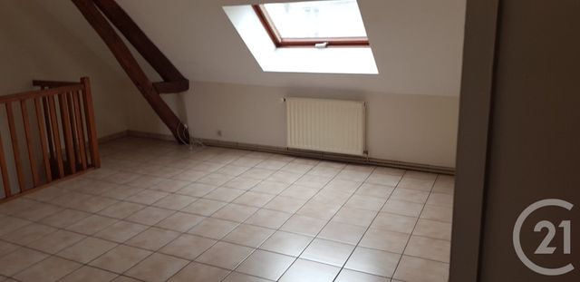 Appartement T4 &agrave; louer - 4 pi&egrave;ces - 72,27 m2 - Chateauroux - 36 - CENTRE