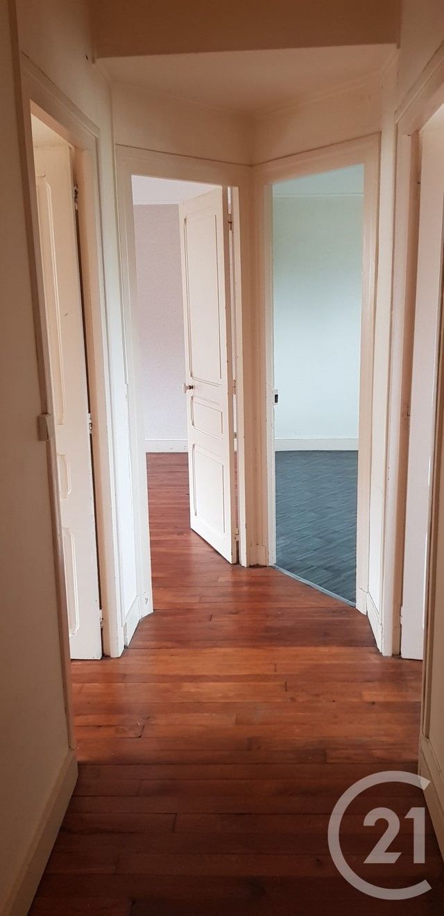 Appartement T4 &agrave; louer - 4 pi&egrave;ces - 72,27 m2 - Chateauroux - 36 - CENTRE