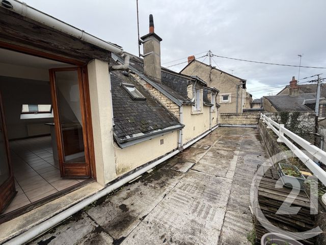 Appartement T4 &agrave; louer - 4 pi&egrave;ces - 72,27 m2 - Chateauroux - 36 - CENTRE