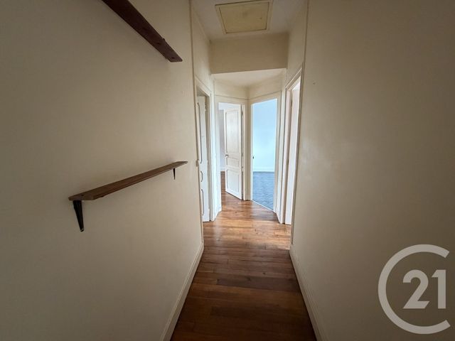 Appartement T4 &agrave; louer - 4 pi&egrave;ces - 72,27 m2 - Chateauroux - 36 - CENTRE