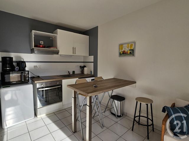 Appartement F2 &agrave; louer - 2 pi&egrave;ces - 34,39 m2 - Chateauroux - 36 - CENTRE