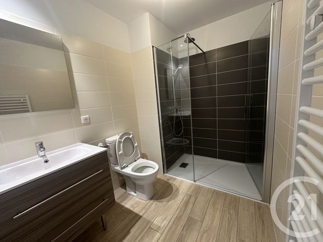 Appartement T2 &agrave; louer - 2 pi&egrave;ces - 51,51 m2 - Chateauroux - 36 - CENTRE