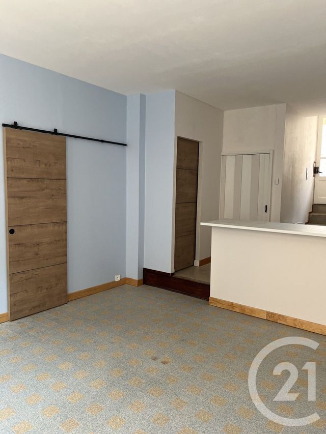 Maison &agrave; louer - 6 pi&egrave;ces - 130 m2 - Benevent L Abbaye - 23 - LIMOUSIN