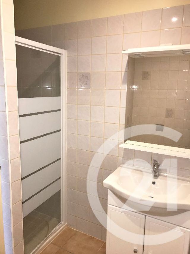 Maison &agrave; louer - 1 pi&egrave;ce - 41,80 m2 - Chateauroux - 36 - CENTRE