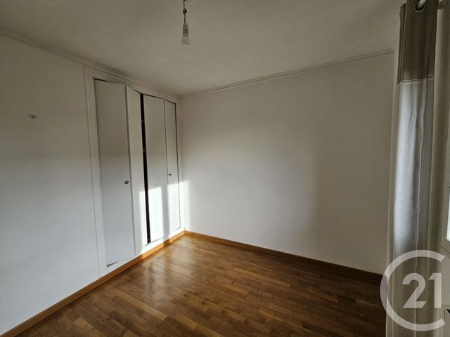 Maison &agrave; louer - 5 pi&egrave;ces - 108,41 m2 - Chateauroux - 36 - CENTRE