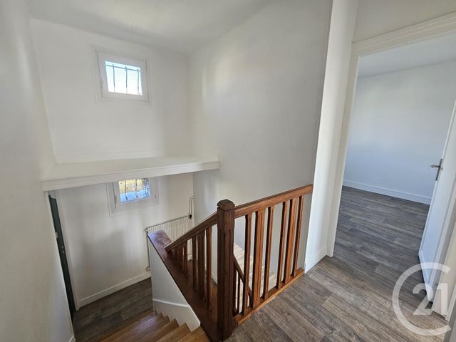 Maison &agrave; louer - 3 pi&egrave;ces - 71,63 m2 - Chateauroux - 36 - CENTRE