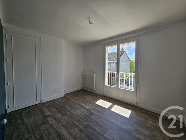 Maison &agrave; louer - 3 pi&egrave;ces - 71,63 m2 - Chateauroux - 36 - CENTRE
