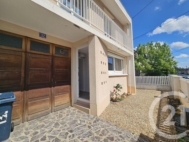 Maison &agrave; louer - 3 pi&egrave;ces - 71,63 m2 - Chateauroux - 36 - CENTRE