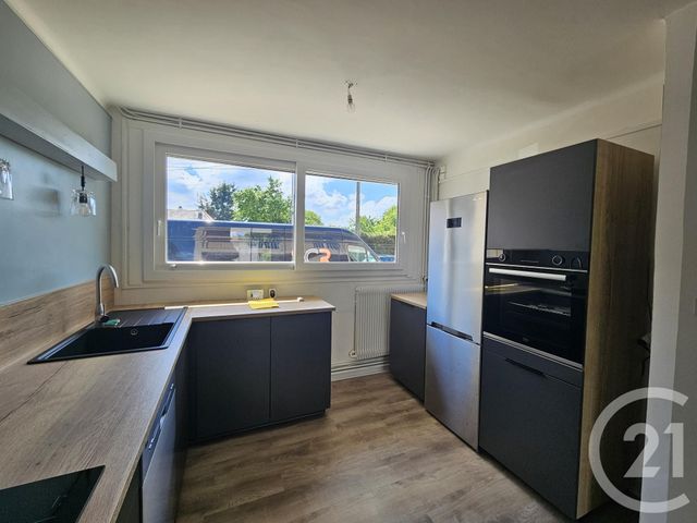 Maison &agrave; louer - 3 pi&egrave;ces - 71,63 m2 - Chateauroux - 36 - CENTRE