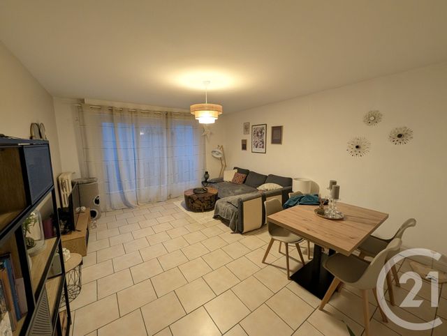 Appartement F3 &agrave; vendre - 3 pi&egrave;ces - 81 m2 - Chateauroux - 36 - CENTRE