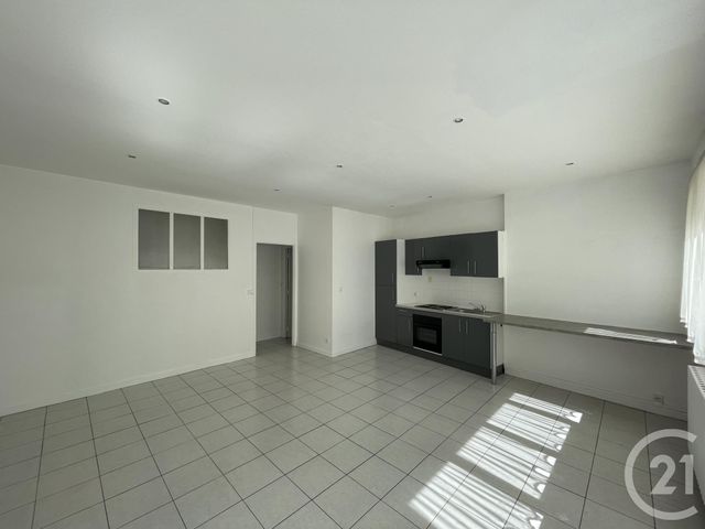 Appartement Duplex &agrave; louer - 2 pi&egrave;ces - 45,20 m2 - Chateauroux - 36 - CENTRE