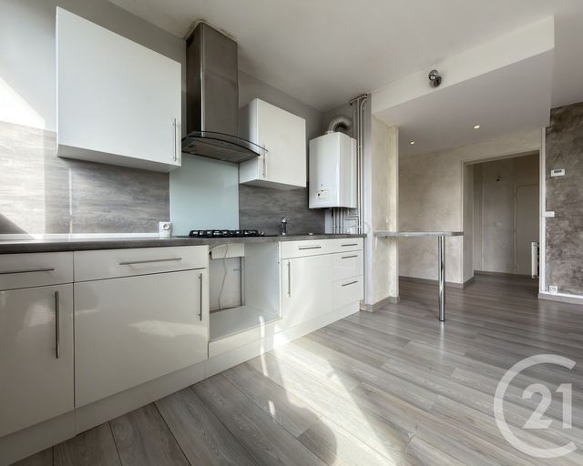 Appartement &agrave; vendre - 3 pi&egrave;ces - 57,20 m2 - Chateauroux - 36 - CENTRE