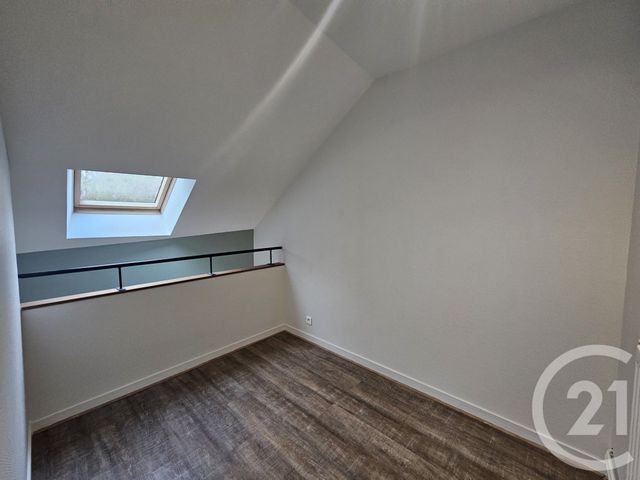 Maison &agrave; louer - 4 pi&egrave;ces - 75 m2 - Chateauroux - 36 - CENTRE