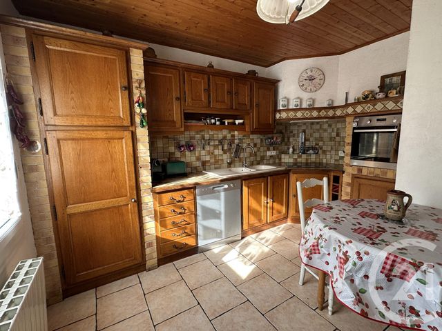 Maison &agrave; vendre - 5 pi&egrave;ces - 120,68 m2 - Deols - 36 - CENTRE