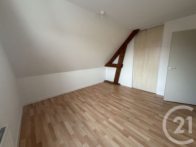 Maison &agrave; louer - 4 pi&egrave;ces - 86,68 m2 - Chateauroux - 36 - CENTRE