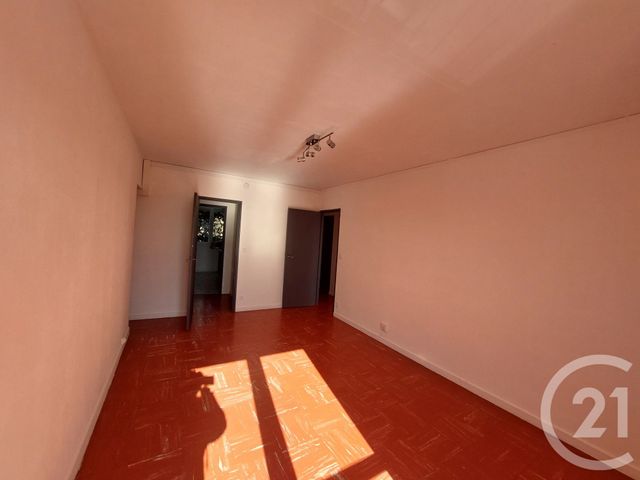 Appartement F3 &agrave; vendre - 3 pi&egrave;ces - 54,75 m2 - Chateauroux - 36 - CENTRE