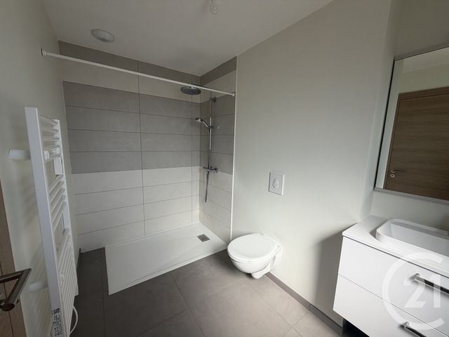 Appartement T1 &agrave; louer - 1 pi&egrave;ce - 41 m2 - Chateauroux - 36 - CENTRE