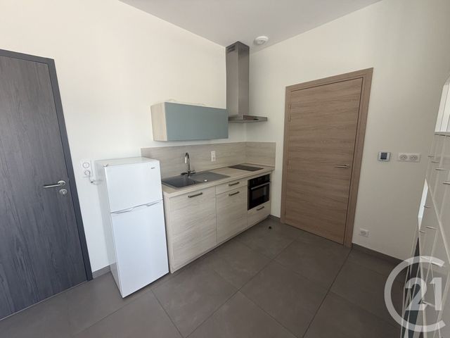 Appartement T1 &agrave; louer - 1 pi&egrave;ce - 41 m2 - Chateauroux - 36 - CENTRE