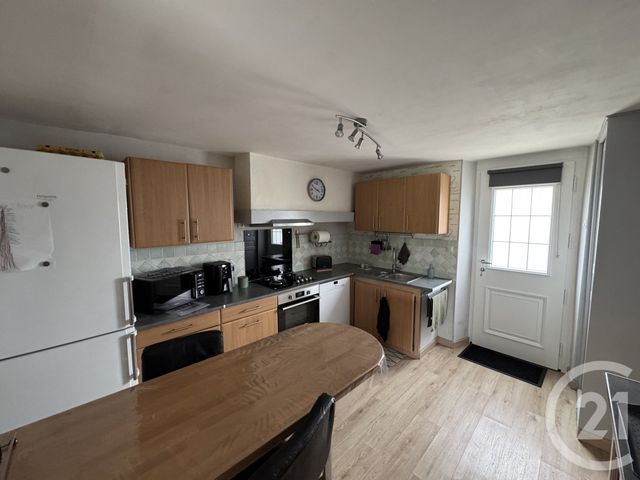 Maison &agrave; vendre - 4 pi&egrave;ces - 117,94 m2 - Neuillay Les Bois - 36 - CENTRE