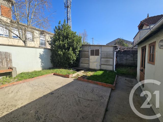 Maison &agrave; louer - 3 pi&egrave;ces - 77,76 m2 - Chateauroux - 36 - CENTRE