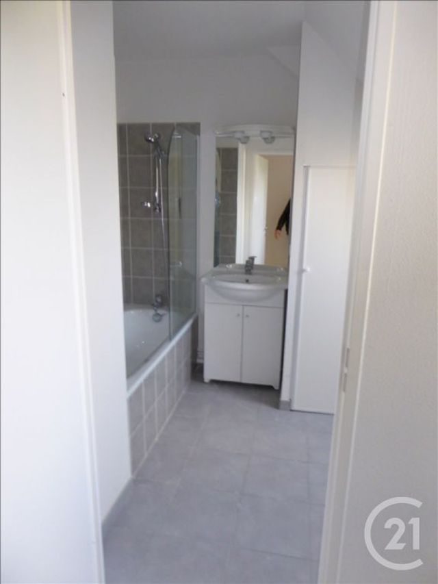 Maison &agrave; louer - 2 pi&egrave;ces - 51,66 m2 - Le Poinconnet - 36 - CENTRE