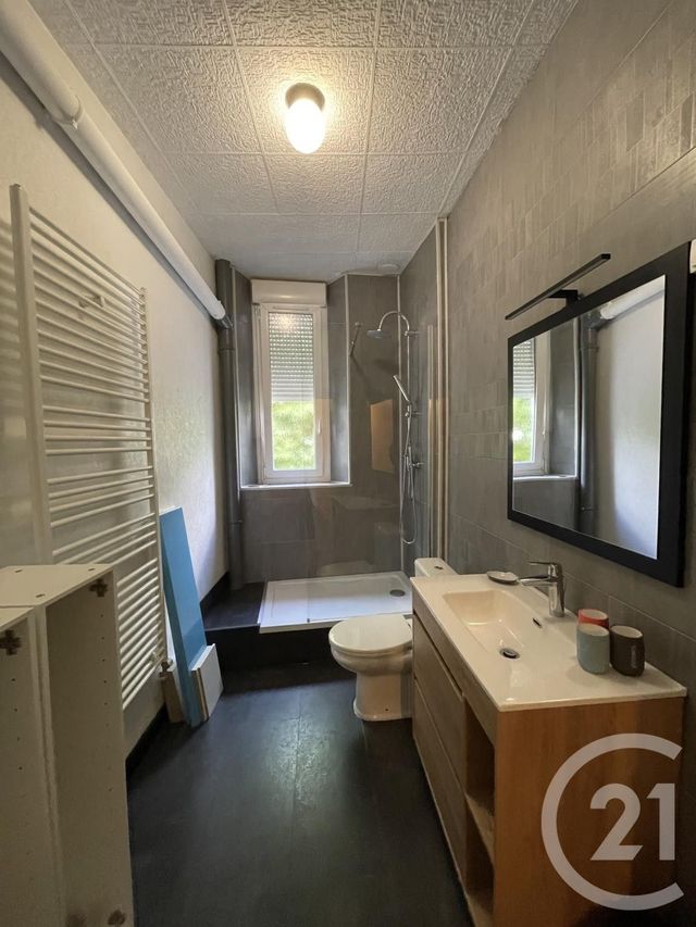 Maison &agrave; louer - 6 pi&egrave;ces - 153 m2 - Chateauroux - 36 - CENTRE