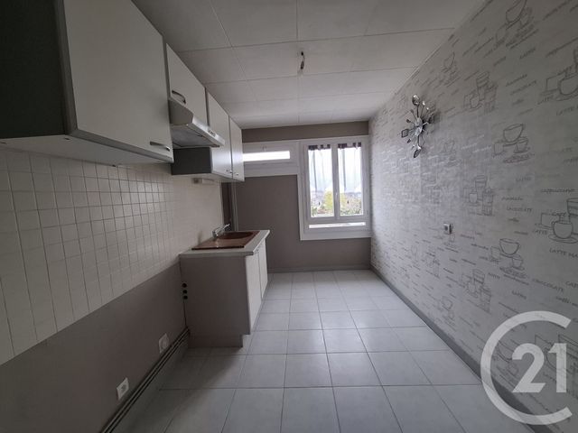 Appartement &agrave; vendre - 5 pi&egrave;ces - 77 m2 - Chateauroux - 36 - CENTRE
