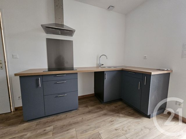 Appartement T2 &agrave; louer - 2 pi&egrave;ces - 33,69 m2 - Chateauroux - 36 - CENTRE