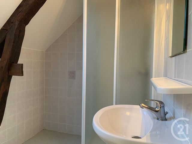 Appartement T2 &agrave; louer - 2 pi&egrave;ces - 45 m2 - Chateauroux - 36 - CENTRE