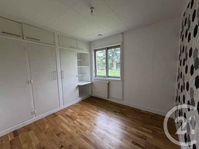 Maison &agrave; louer - 6 pi&egrave;ces - 125,22 m2 - Deols - 36 - CENTRE