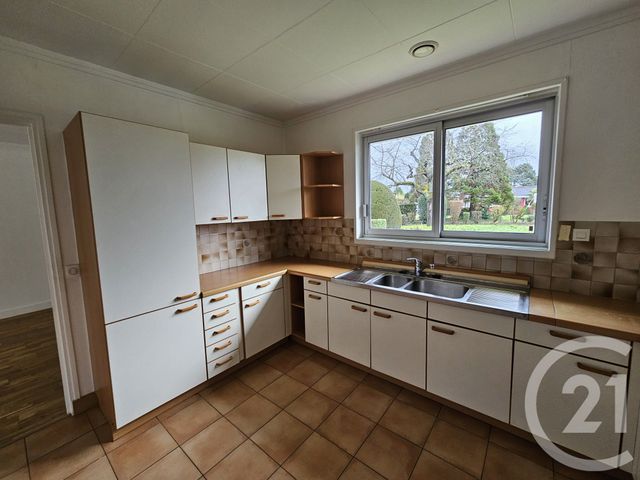 Maison &agrave; louer - 6 pi&egrave;ces - 125,22 m2 - Deols - 36 - CENTRE