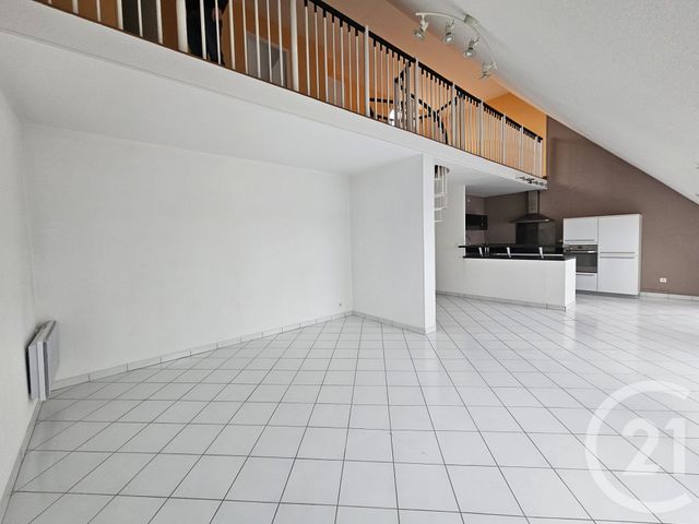 Appartement T2 &agrave; louer - 2 pi&egrave;ces - 68,11 m2 - Chateauroux - 36 - CENTRE