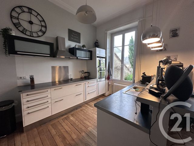 Maison &agrave; vendre - 7 pi&egrave;ces - 181,26 m2 - Chateauroux - 36 - CENTRE