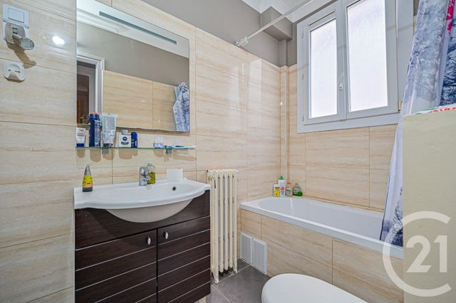 Appartement F3 à vendre - 3 pièces - 53,16 m2 - Paris - 75016 - ILE-DE-FRANCE