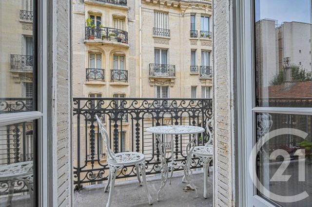Appartement T4 à vendre - 4 pièces - 93,43 m2 - Paris - 75016 - ILE-DE-FRANCE